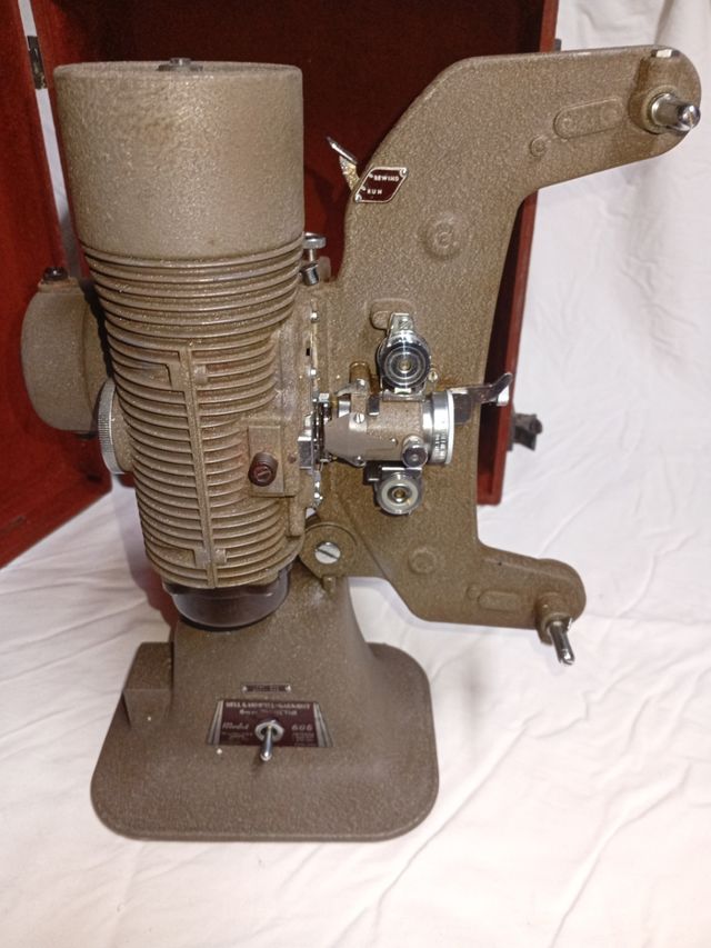 Proyector Bell & Howell 606 8mm