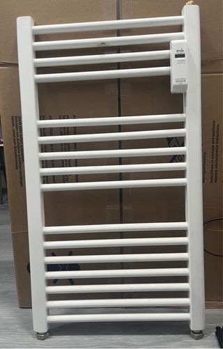 Radiador toallero blanco