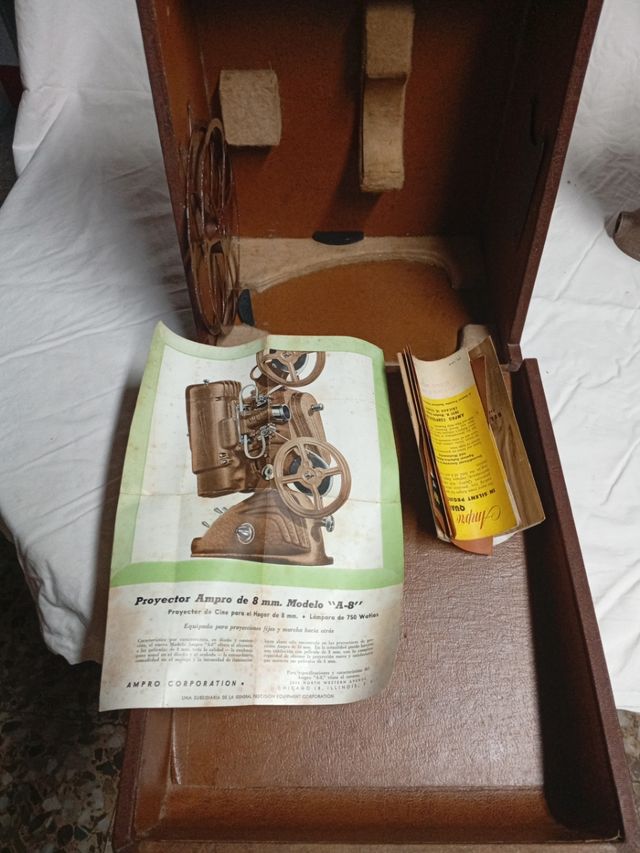 Proyector Ampro 8mm V.A.8
