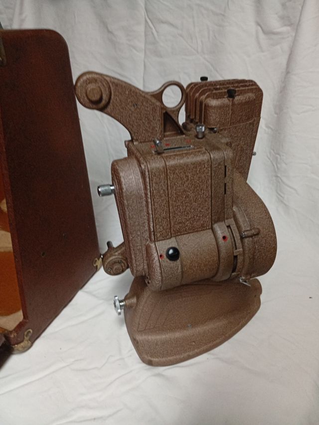 Proyector Ampro 8mm V.A.8