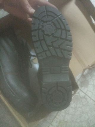 Zapato seguridad Panter S1P - Talla 45