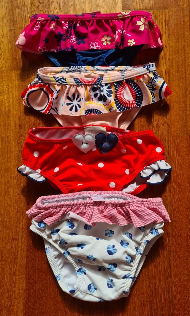 Costumi e cappelli bambina taglia 6 mesi / 68 cm