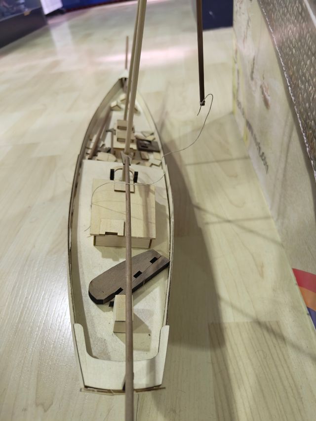 Modelo Barco Bluenose de madera