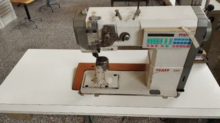 Máquina de coser PFAFF 591
