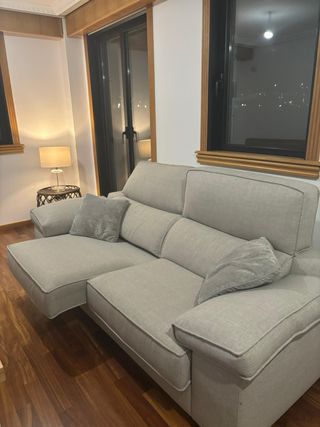 Sofá gris 3 plazas con almacenaje y extendible