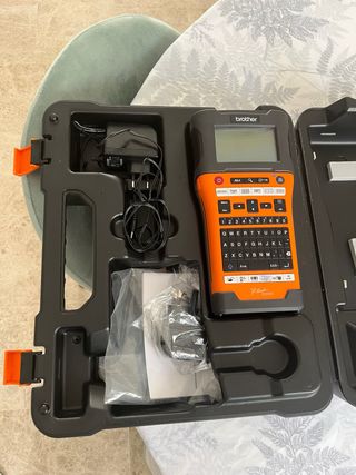 Etiquetadora Brother PT-E550WVP