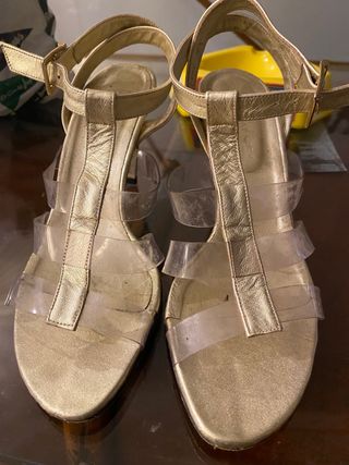 Sandalias doradas Farrutx