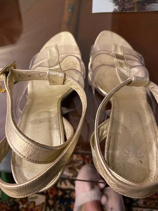 Sandalias doradas Farrutx