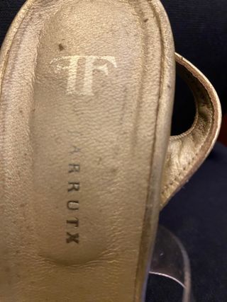 Sandalias doradas Farrutx