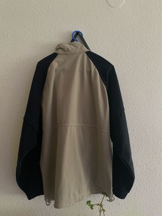 Chaqueta Adidas Vintage Beige-Negra VINTAGE OVERSI