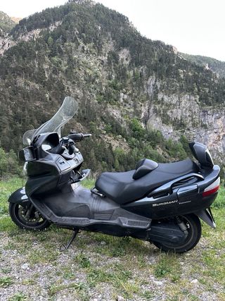 Suzuki Burgman 650 Executive