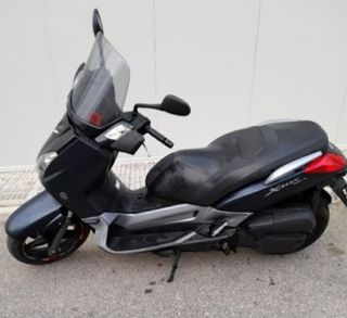Yamaha XMAX 125: Como nueva .