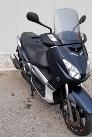 Yamaha XMAX 125: Como nueva .