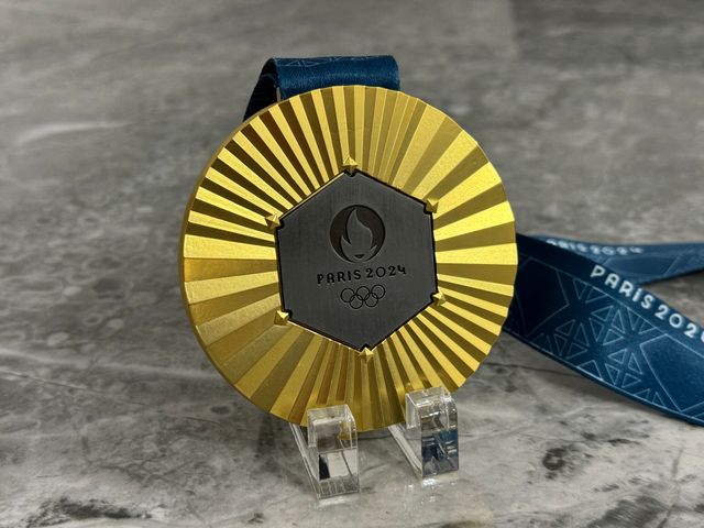 Medaglia Olimpiadi Parigi 2024
