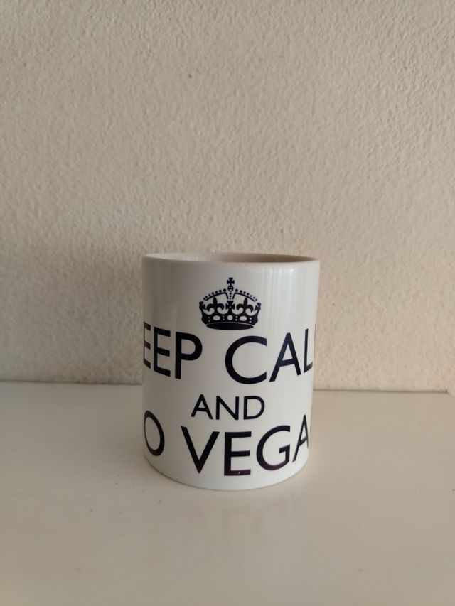 Taza Keep Calm and go Vegan