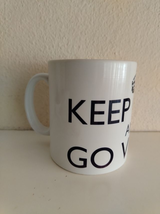 Taza Keep Calm and go Vegan
