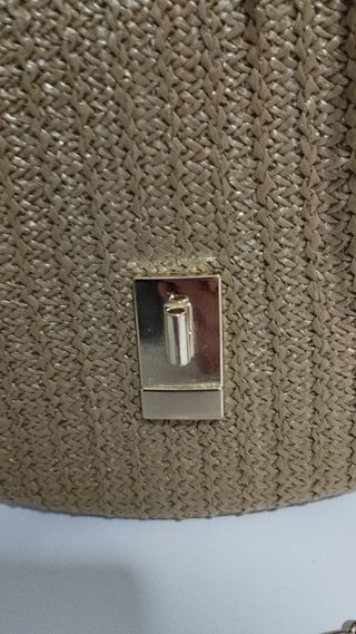 Bolso rafia beige y dorado