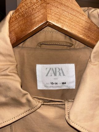 Gabardina Zara niña 13-14 años