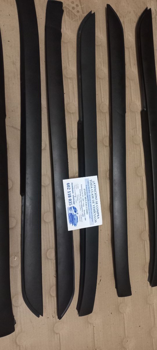 Molduras parabrisa Vito w638