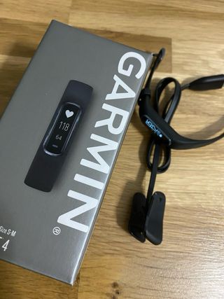 Garmin Vivosmart 4 - Pulsera actividad