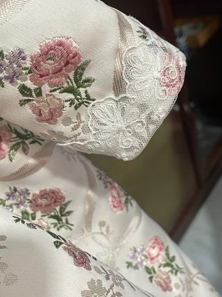 Volcada fallera bebe, con capota incluida. Nuevas