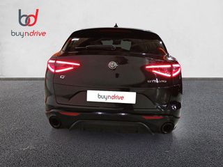 Alfa Romeo Stelvio 2.2 Diésel 210cv Veloce Q4