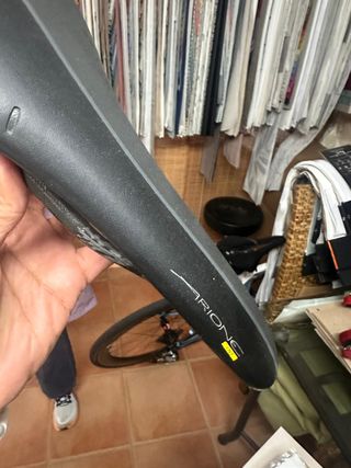 Sillín Fizik Arione 00 carbono