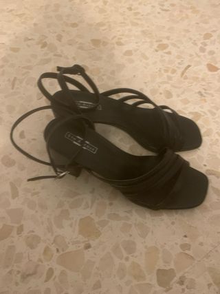 Sandalias tacón 5th Avenue negras