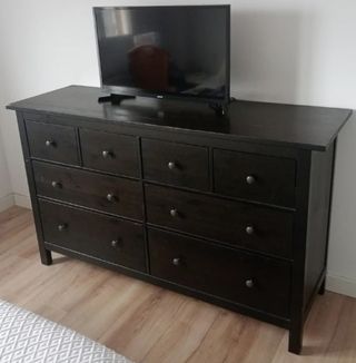 Cómoda HEMNES 8 cajones - IKEA