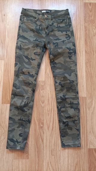 Pantalón militar camuflaje 36
