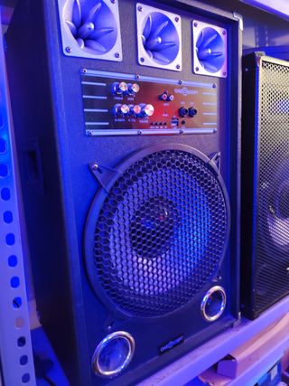 Altavoz ONE CONCEPT 12" autoamplificado con usb mi