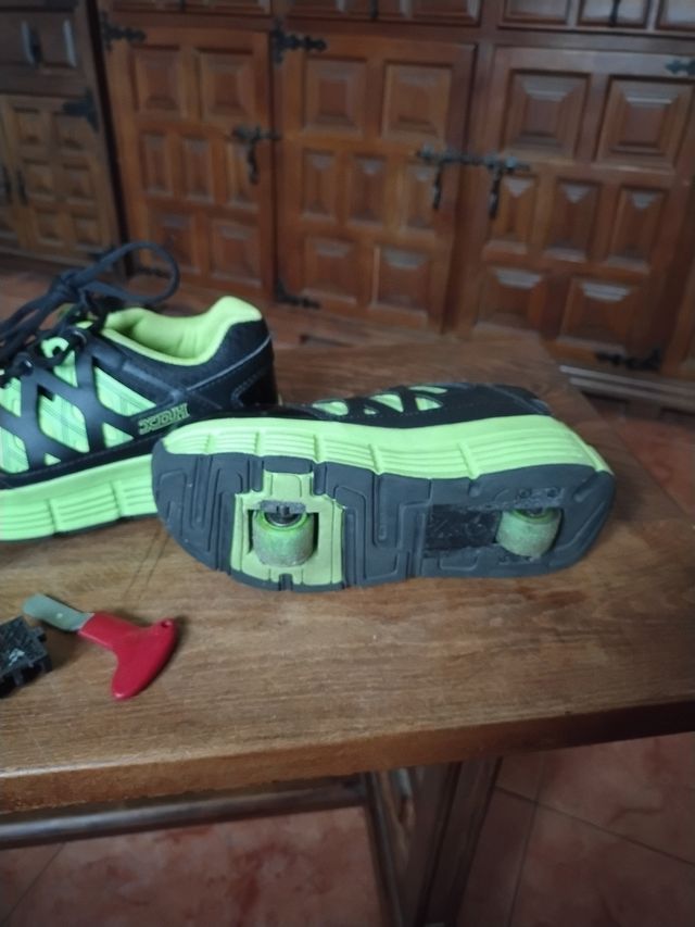 Zapatillas XODK con ruedas - niño