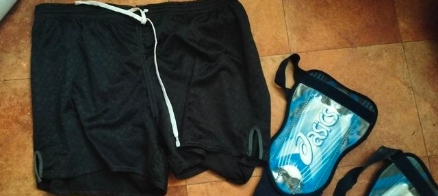 Pantaloncini & Parastinchi Asics Calcio
Mis.18×25 