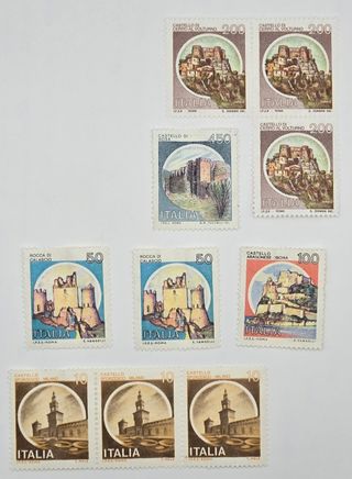 Francobolli - Serie "Castelli d'Italia", anni '80 