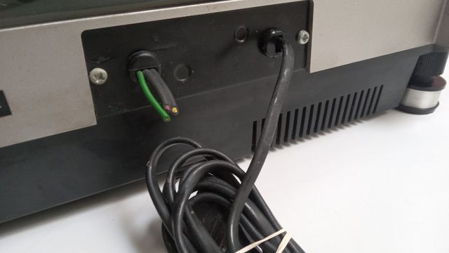 Tocadiscos Thomson TB-401 plata