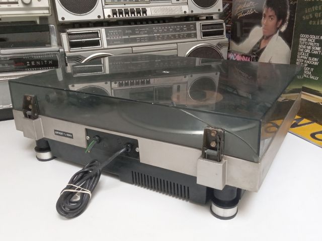 Tocadiscos Thomson TB-401 plata