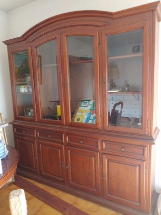 Mueble vitrina madera - Comedor