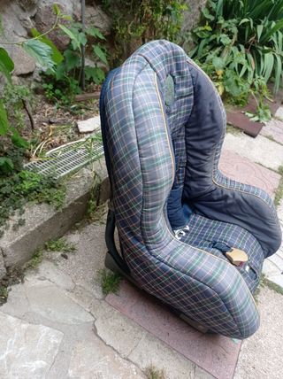 Silla coche ADVANCE usada