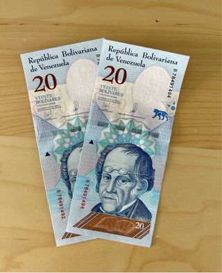 Lote de 6 Billetes 5 y 20 Bolivares Venezolanos