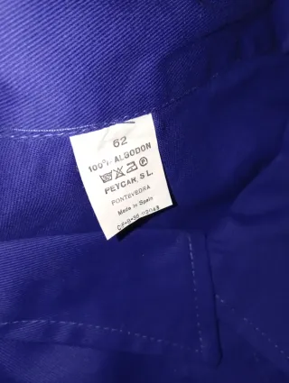 Monos trabajo talla 62 ,capuchas, guantes,botas.