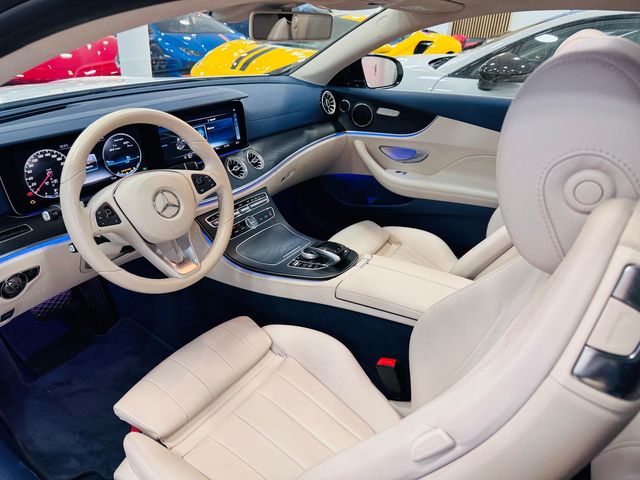 Mercedes-Benz Clase E COUPE  220 AMG 
