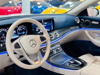 Mercedes-Benz Clase E COUPE  220 AMG