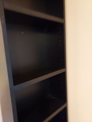 Estantería negra Vinçon