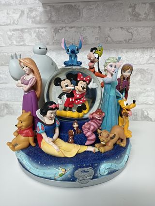 Bola Nieve Disney Store 30 aniversario figura 