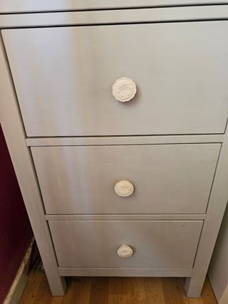 Cómoda Hemnes 5 cajones gris