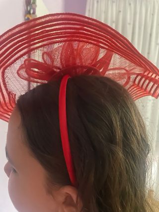 Tocado Rojo para Pelo