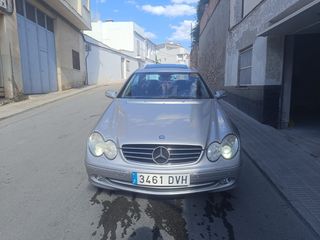 Mercedes-Benz  CLK 2005
