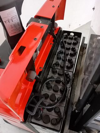 Apilador eléctrico -306