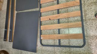 Cama individual SIN ESTRENAR gris metal y madera