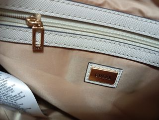 Bolso Guess usado